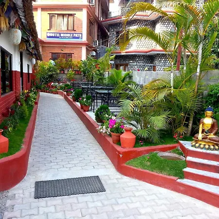 Hotel Middle Path & Spa-2